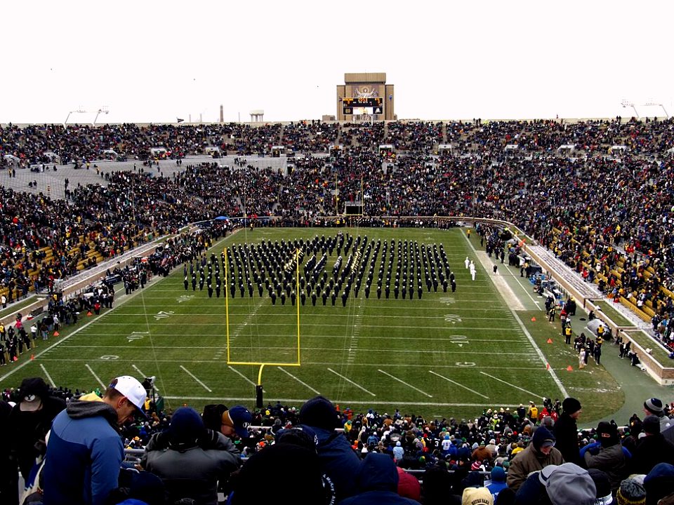 华体会视角：2026-27赛季欧冠联赛阶段怎么看国际米兰与皇家马德里？先搞懂入口与了解正版平台的观赛权益